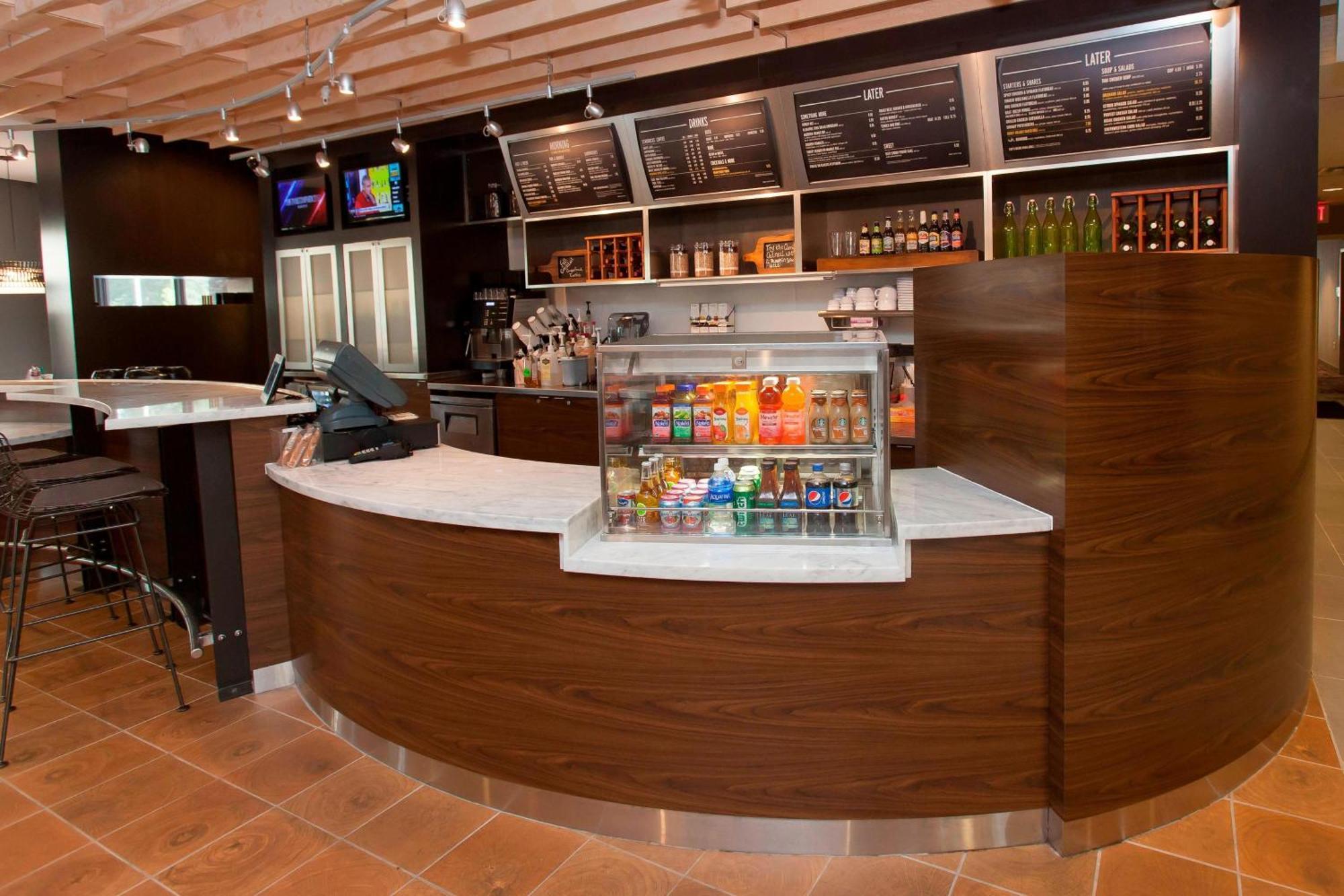 Courtyard By Marriott Houston City Place Spring Bagian luar foto